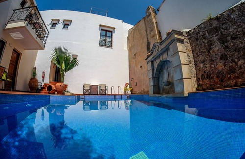 Atsipopoulo Apartment | 9 -Relaxing Holiday Home with Privacy & Freedom