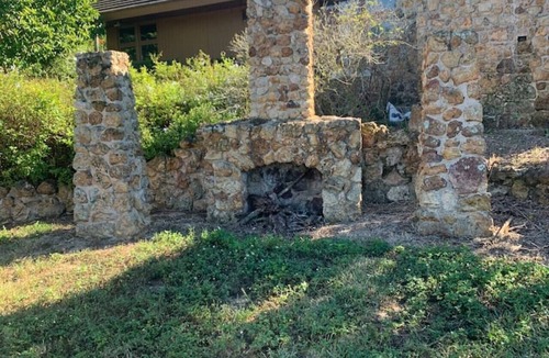 Lake Wales Apartment | 900 sq ft Luxury Spa Suite · 2SA · Lake Views