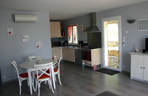Draguignan House | A 4-star Provencal Premium break