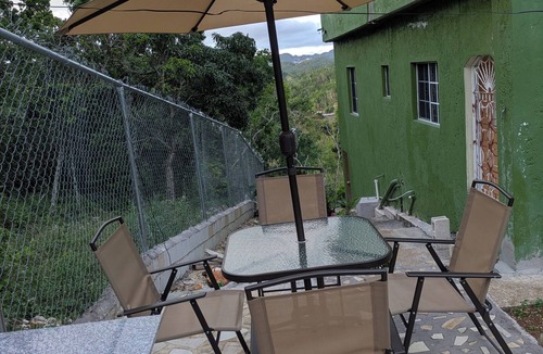 Stewart Town Apartment | A Caribbean Oasis