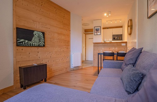 Chamonix City Centre Apartment | A central, one bedroom apartment, perfect for a couple or small group.