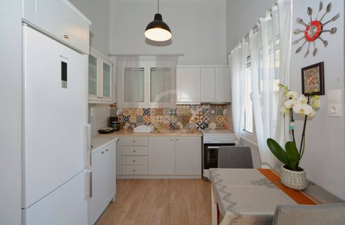 Ermionida Apartment | A cozy cute apartment in Mandrakia Ermioni next to the sea