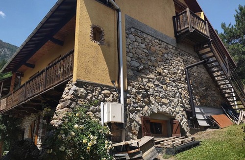 Champcella House | A large house in a remote mountain hamlet surrounded by nature