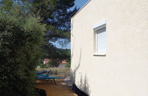 Fox-Amphoux Apartment | A Little Cottage in the Heart of Green Provence