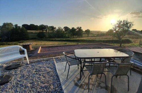 Le Pin Cabin | A Nature and Relaxation Retreat Very Close to Le Pal