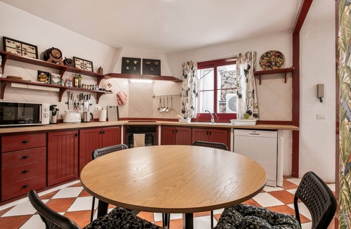Montijos Villa | 'Abejera' with Sea View, Private Terrace and Wi-Fi