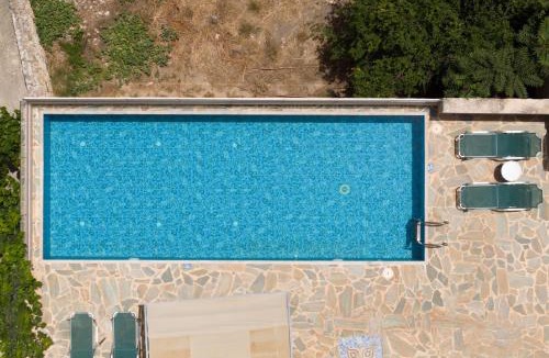 Atsipopoulo Villa | Abrakamus By Forest Villas