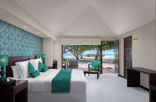 Lhohifushi Resort | Adaaran Select Huduran Fushi - with 24hrs Premium All Inclusive