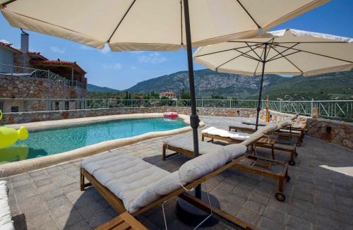 Melissopetra Villa | Aether Panorama Pool Retreat