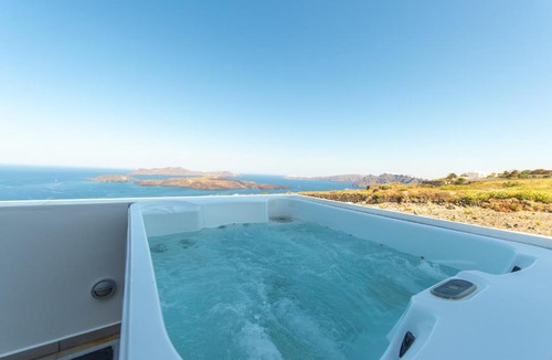 Megalochori Apartment | Agia Marina Caldera suites