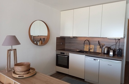 Les Lecques Apartment | Agreable ET Confortable Appartement, VUE MER Superbe