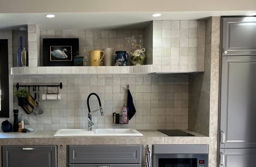 Est House | Air-conditioned cottage - SPA BBQ