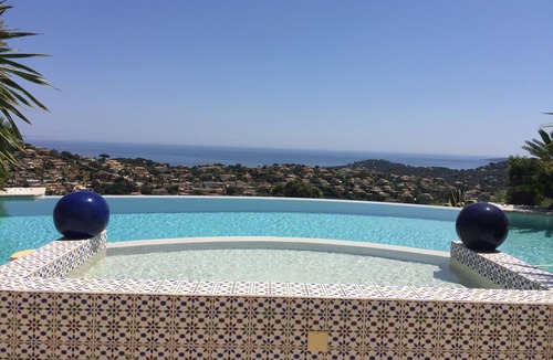 Sainte-Maxime Villa | Air-conditioned villa beautiful sea view infinity pool private domain quiet golf 18