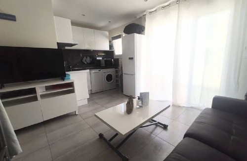 Cavaliere Beach Apartment | Air-conditioned waterfront studio in Cavalière/Le Lavandou