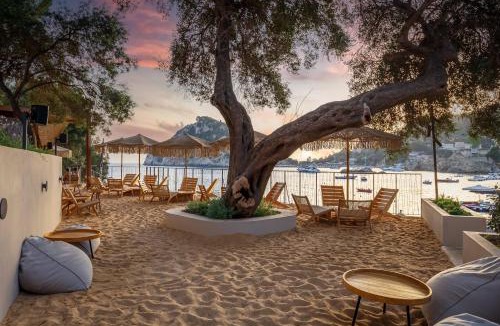 Lakones Hotel | Akrotiri Beach Resort & Spa - Adult Friendly