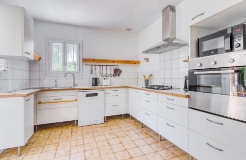 Draguignan House | Albizia - Maison avec Piscine Privative