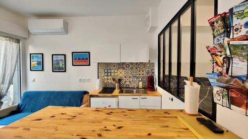 Liberation Apartment | Alex Nice Studio