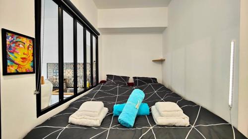 Liberation Apartment | Alex Nice Studio