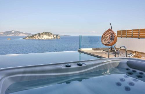 Marathias Villa | Alkyonides Feather