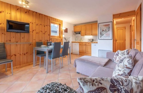 Les Houches Apartment | Alpage Apartment Garden and Views Les Houches