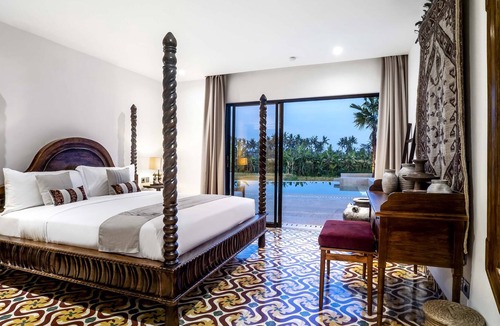 Kemenuh Villa | Amazing 6 BD Dream Villa with rice-field view