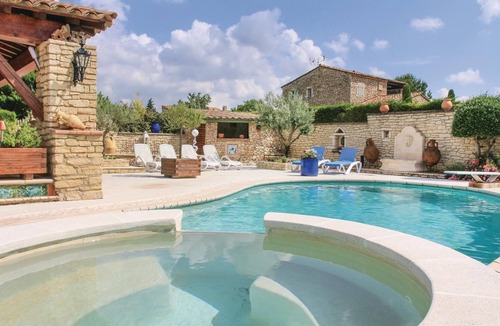 Gordes House | Amazing home in Gordes