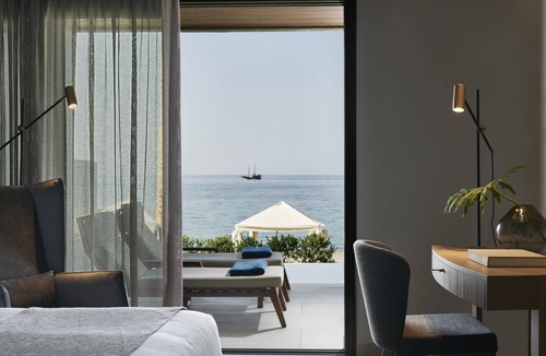 Adelianos Kampos Hotel | AMIRA LUXURY RESORT & SPA