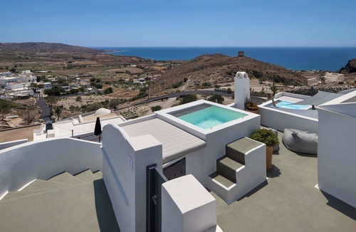 Akrotiri Apartment | Amphora Helios Gem - Private Jacuzzi and Views