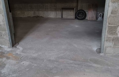 Macerata Campania Apartment | Ampia cucina ben arredata e balconi esterni