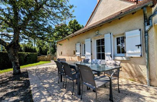 Sarzay House | Ancienne ferme rénovée avec jardin clos et vélos, au cœur de la Vallée Noire en Berry - FR-1-591-135