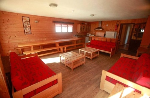 Saint-Sorlin-d'Arves Ski Chalet | Andreas Large Vacation Rental ★ Sleeps 15 ★ 50 m from the slopes ★ Terrace ★ Les Sybelles