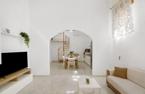 Sarno House | Angel's House