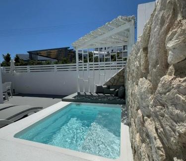 Imerovigli Hotel | Anthemis Suites