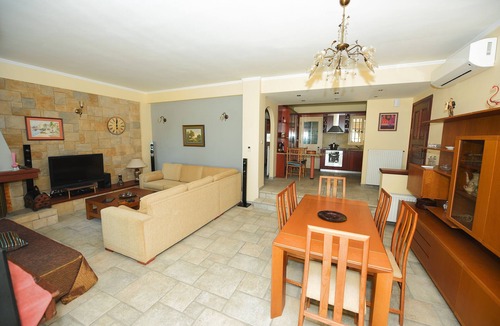 Lefkimmi Villa | Antonia Beachfront Villa