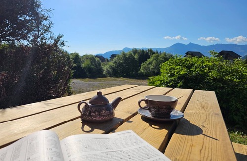 La Toussuire Apartment | Apartment 'Studio' with Mountain View, Private Terrace and Wi-Fi