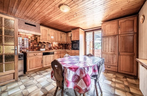 La Chapelle-d'Abondance Apartment | Apartment 'La Corne' with Mountain View, Private Terrace and Balcony
