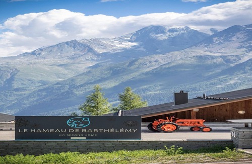 La Rosiere Apartment | Apartment in La Rosière with Panoramic Views