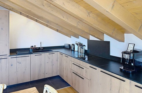 Les Eucherts Apartment | Apartment with mountain view - 12 guests
