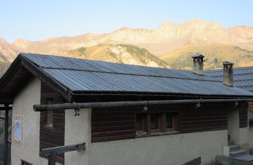 Saint-Veran Apartment | apartment 2/4 per. 335 to 470 €/week.