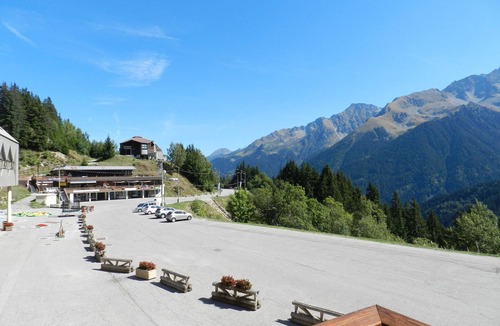 Le Pleynet Apartment | Apartment 6 pax, 1 cabin, ski-in/ski-out, balcony, elevator