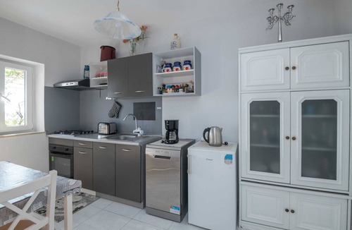 Gornji Kono Apartment | Apartment A Kind Of Magic - One Bedroom Apartment with Terrace and Sea View