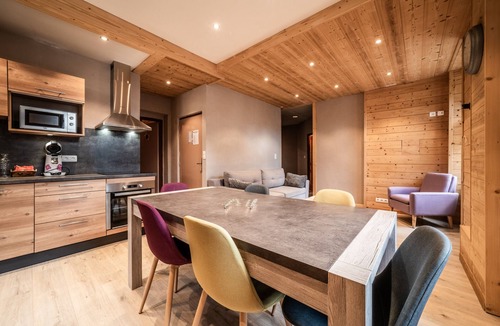Abondance Apartment | Apartment 'Apartment 3 in the Abbey - Maxit' with Wi-Fi