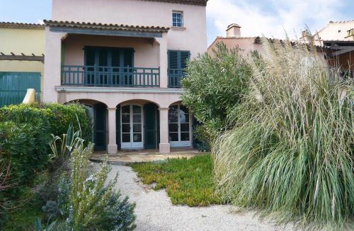 Ramatuelle Apartment | Apartment Bonne Terrasse by Interhome