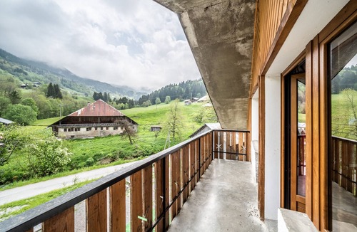 Abondance Apartment | Apartment 'Coeur De Charmy' with Mountain View, Private Terrace and Spa
