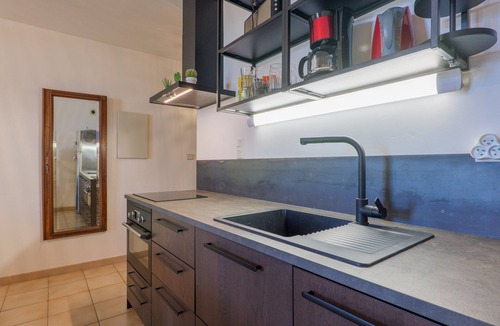Vallon-Pont-d'Arc House | Apartment 'Corinne' with Mountain View, Private Pool and Wi-Fi