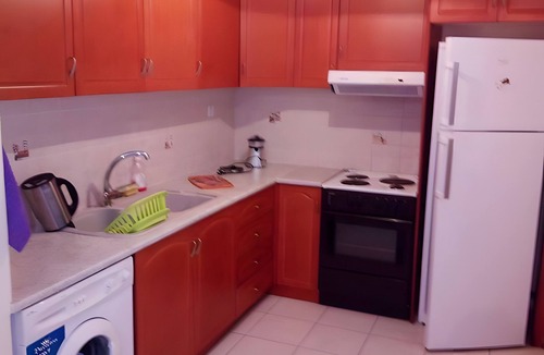 Kato Zakros Apartment | Apartment 'Dimitra Family' with Mountain View, Wi-Fi and Air Conditioning