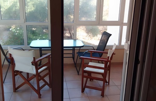 Kato Zakros Apartment | Apartment 'Dimitra Prive Romantic' with Mountain View, Wi-Fi and Air Conditioning