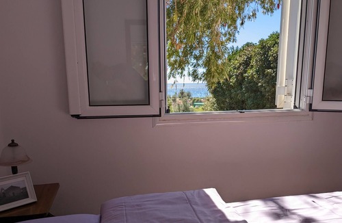 Pylos-Nestoras Apartment | Apartment for 2 people by the sea