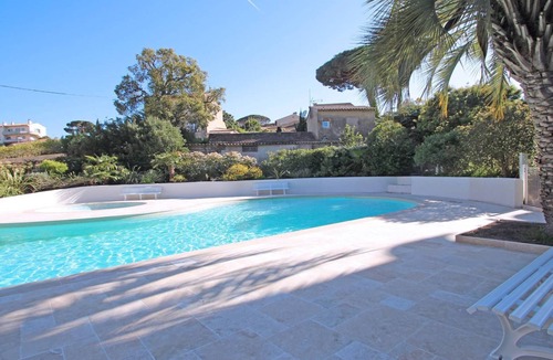 Sainte-Maxime Apartment | Apartment for 6 people - Pool residence - Ai conditionning - Wifi - Sainte Maxime
