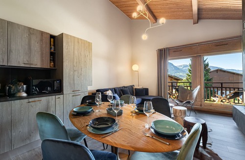 Demi-Quartier Apartment | Apartment for 7 near Megève cable car